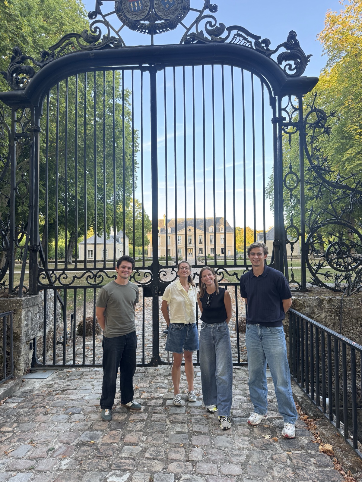 The SISTAFUND team at the gate