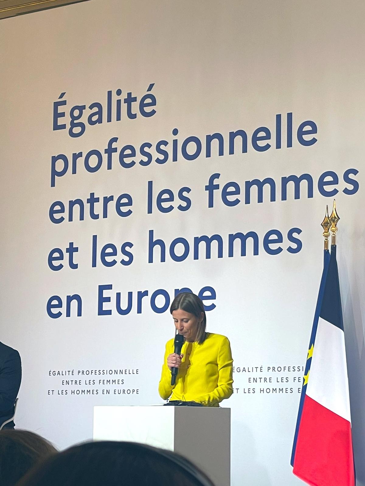 Speaking on professional equality in Europe